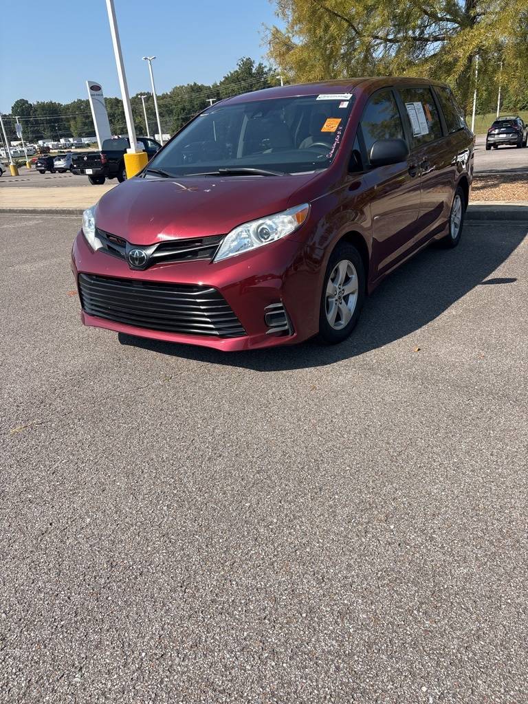 2020 Toyota Sienna L — Minivan — 72,711 mi — Fayetteville, TN
