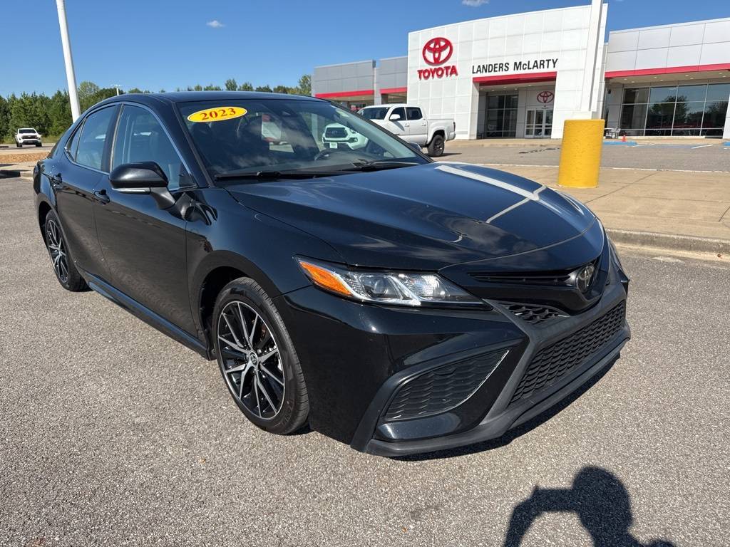 2023 Toyota Camry SE — Sedan — 101,296 mi — Fayetteville, TN