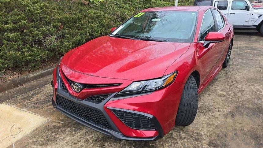 2021 Toyota Camry SE — Sedan — 65,652 mi — Fayetteville, TN
