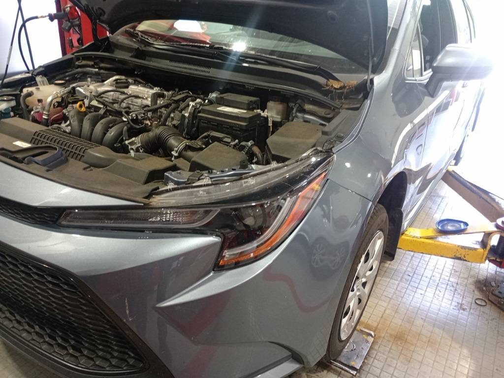 2021 Toyota Corolla LE — Sedan — 37,748 mi — Fayetteville, TN