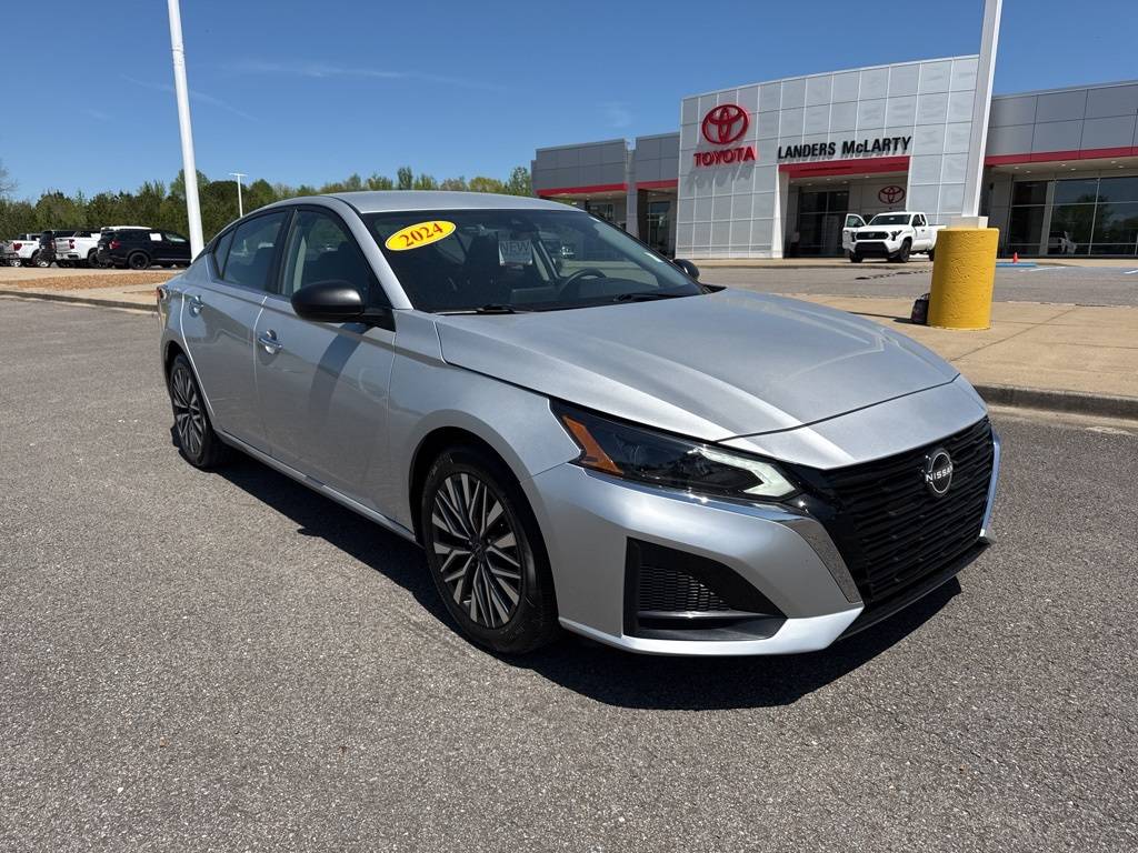 2024 Nissan Altima SV — Sedan — 32,514 mi — Fayetteville, TN