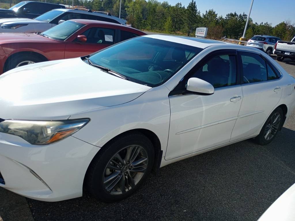 2016 Toyota Camry XLE — Sedan — 110,041 mi — Fayetteville, TN