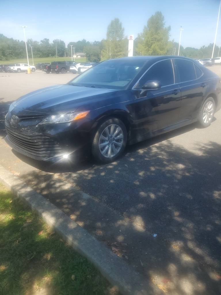 2020 Toyota Camry LE — Sedan — 99,338 mi — Fayetteville, TN