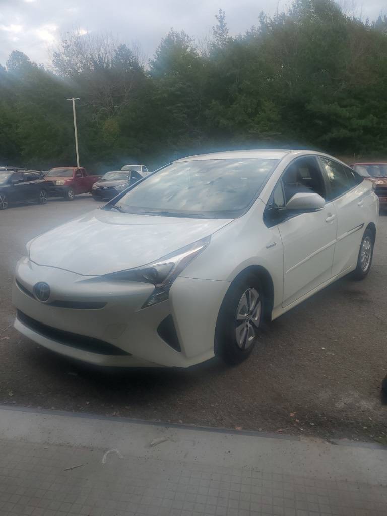 2017 Toyota Prius Four — Hatchback — 119,019 mi — Fayetteville, TN