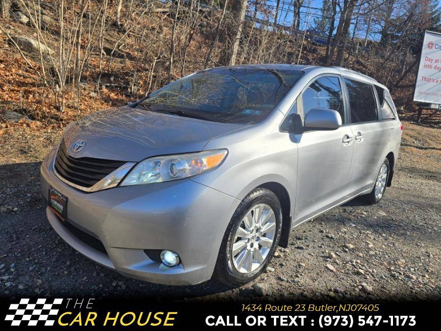2012 Toyota Sienna LE — Minivan — 208,251 mi — Butler, NJ