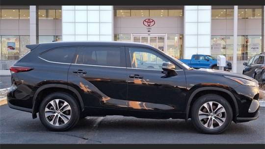 2024 Toyota Highlander XLE — SUV — 24,056 mi — Mount Laurel, NJ