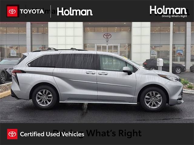 2021 Toyota Sienna XLE — Minivan — 43,054 mi — Mount Laurel, NJ