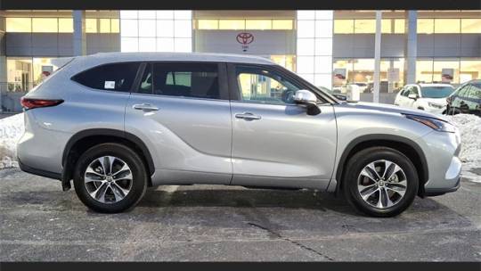 2024 Toyota Highlander XLE — SUV — 17,448 mi — Mount Laurel, NJ