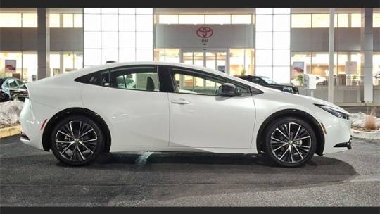 2023 Toyota Prius Limited — Hatchback — 3,277 mi — Mount Laurel, NJ