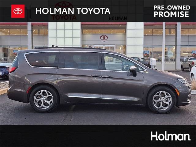 2023 Chrysler Pacifica Limited — Minivan — 54,704 mi — Mount Laurel, NJ
