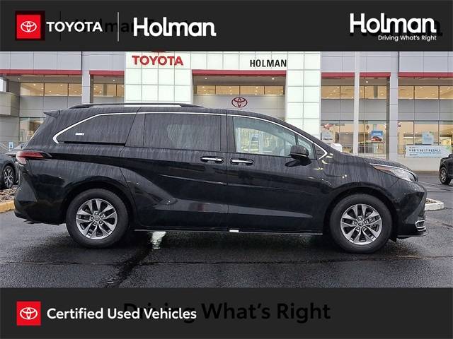 2021 Toyota Sienna XLE — Minivan — 44,465 mi — Mount Laurel, NJ