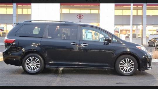 2020 Toyota Sienna XLE — Minivan — 53,660 mi — Mount Laurel, NJ