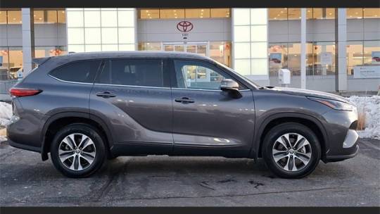 2022 Toyota Highlander XLE — SUV — 32,451 mi — Mount Laurel, NJ