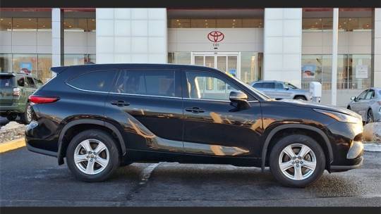 2022 Toyota Highlander LE — SUV — 41,590 mi — Mount Laurel, NJ
