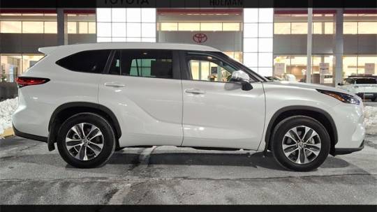 2023 Toyota Highlander XLE — SUV — 14,009 mi — Mount Laurel, NJ
