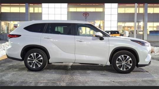 2023 Toyota Highlander L — SUV — 27,463 mi — Mount Laurel, NJ