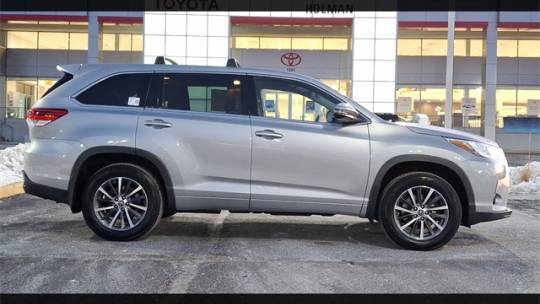 2017 Toyota Highlander LE V6 — SUV — 106,887 mi — Mount Laurel, NJ
