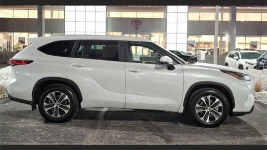2023 Toyota Highlander XLE — SUV — 35,530 mi — Mount Laurel, NJ