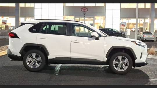 2022 Toyota RAV4 XLE — SUV — 12,667 mi — Mount Laurel, NJ