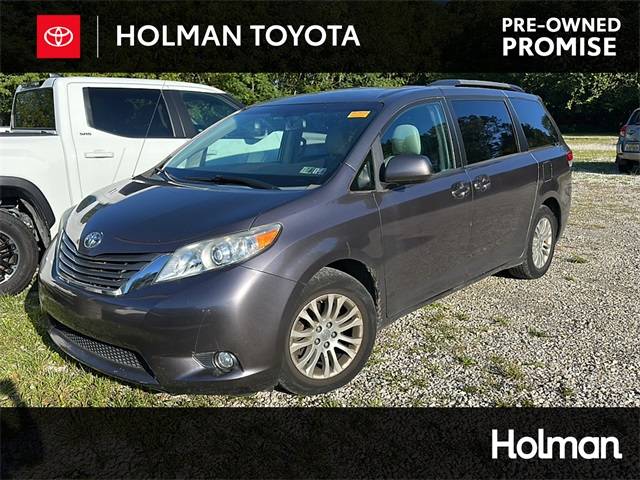 2014 Toyota Sienna L — Minivan — 42,999 mi — Mount Laurel, NJ