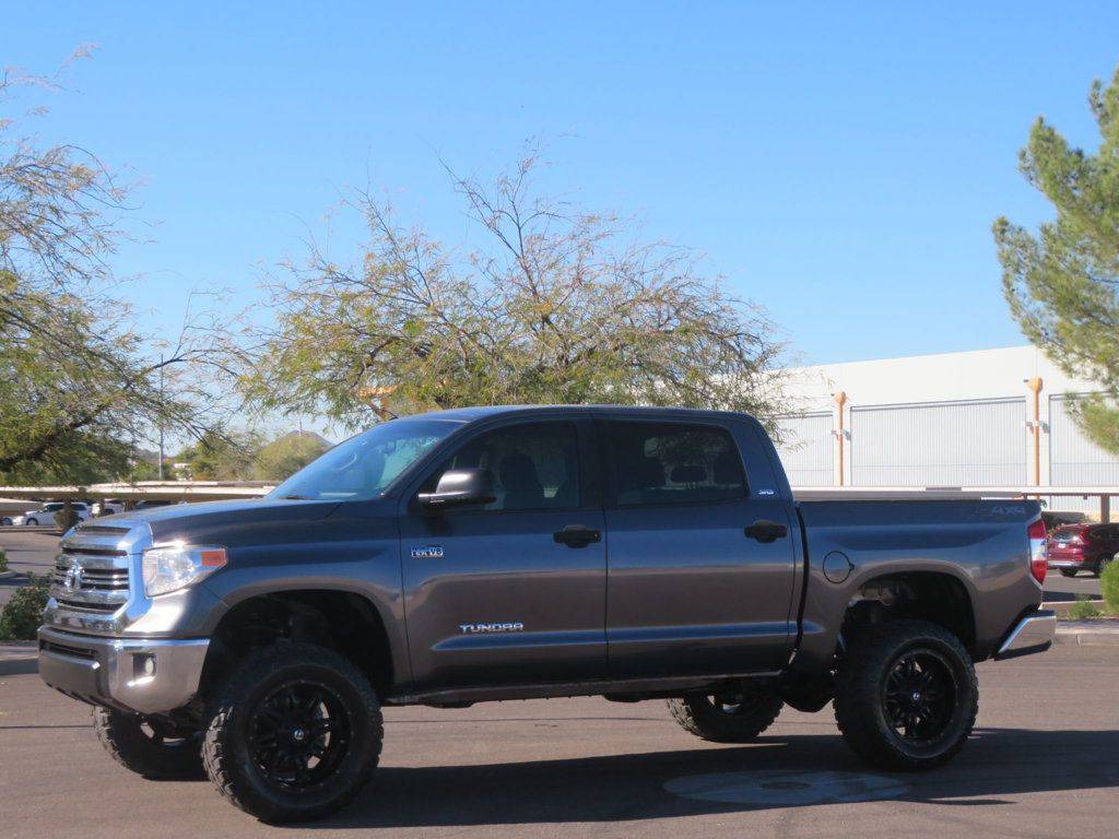2017 Toyota Tundra SR5