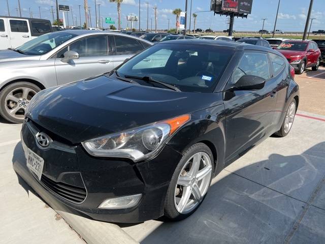 2017 Hyundai Veloster Value Edition — Hatchback — 108,608 mi — Fort Worth, TX