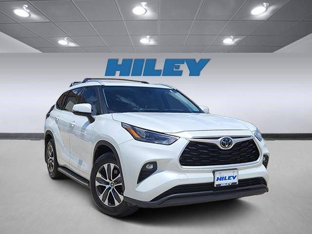 2022 Toyota Highlander XLE — SUV — 61,450 mi — Fort Worth, TX