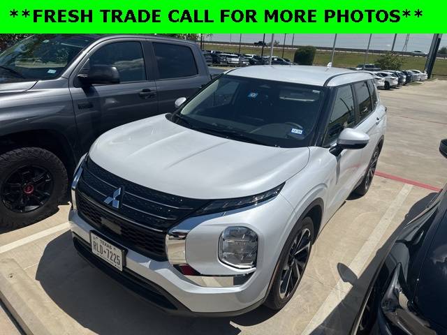 2022 Mitsubishi Outlander ES — SUV — 21,713 mi — Fort Worth, TX