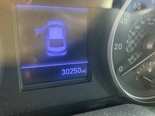 2020 Hyundai Elantra SEL — Sedan — 30,000 mi — Fort Worth, TX