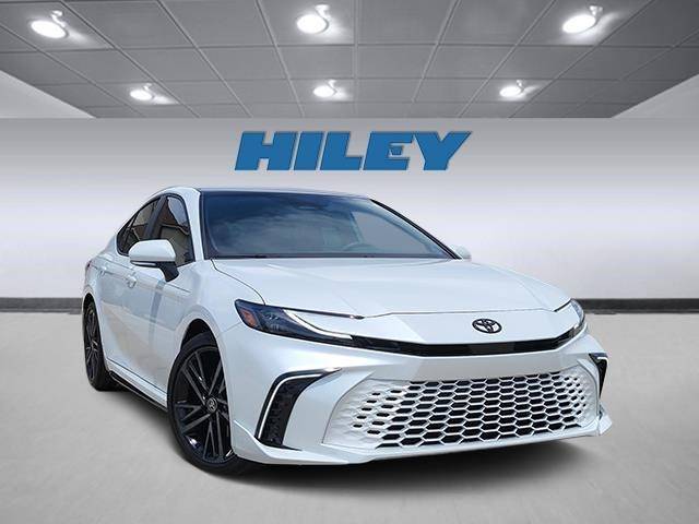 2025 Toyota Camry Hybrid XSE — Sedan — 6,093 mi — Fort Worth, TX