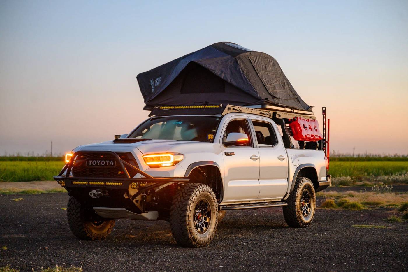 2017 Toyota Tacoma TRD Pro — Pickup Truck — 102,198 mi — Sacramento, CA