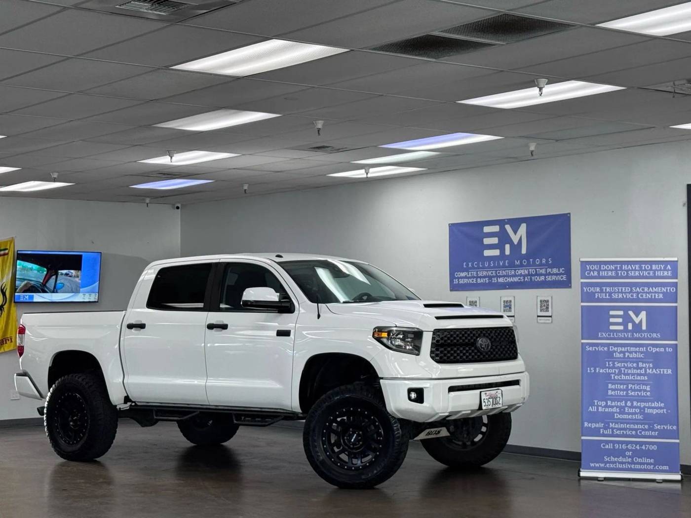 2019 Toyota Tundra SR5 — Pickup Truck — 82,170 mi — Sacramento, CA