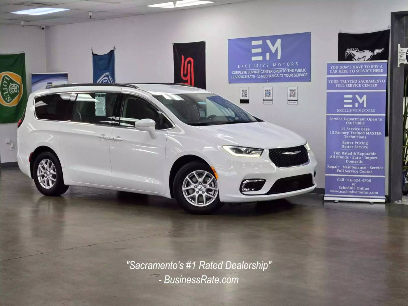2022 Chrysler Pacifica Touring L — Minivan — 65,511 mi — Sacramento, CA