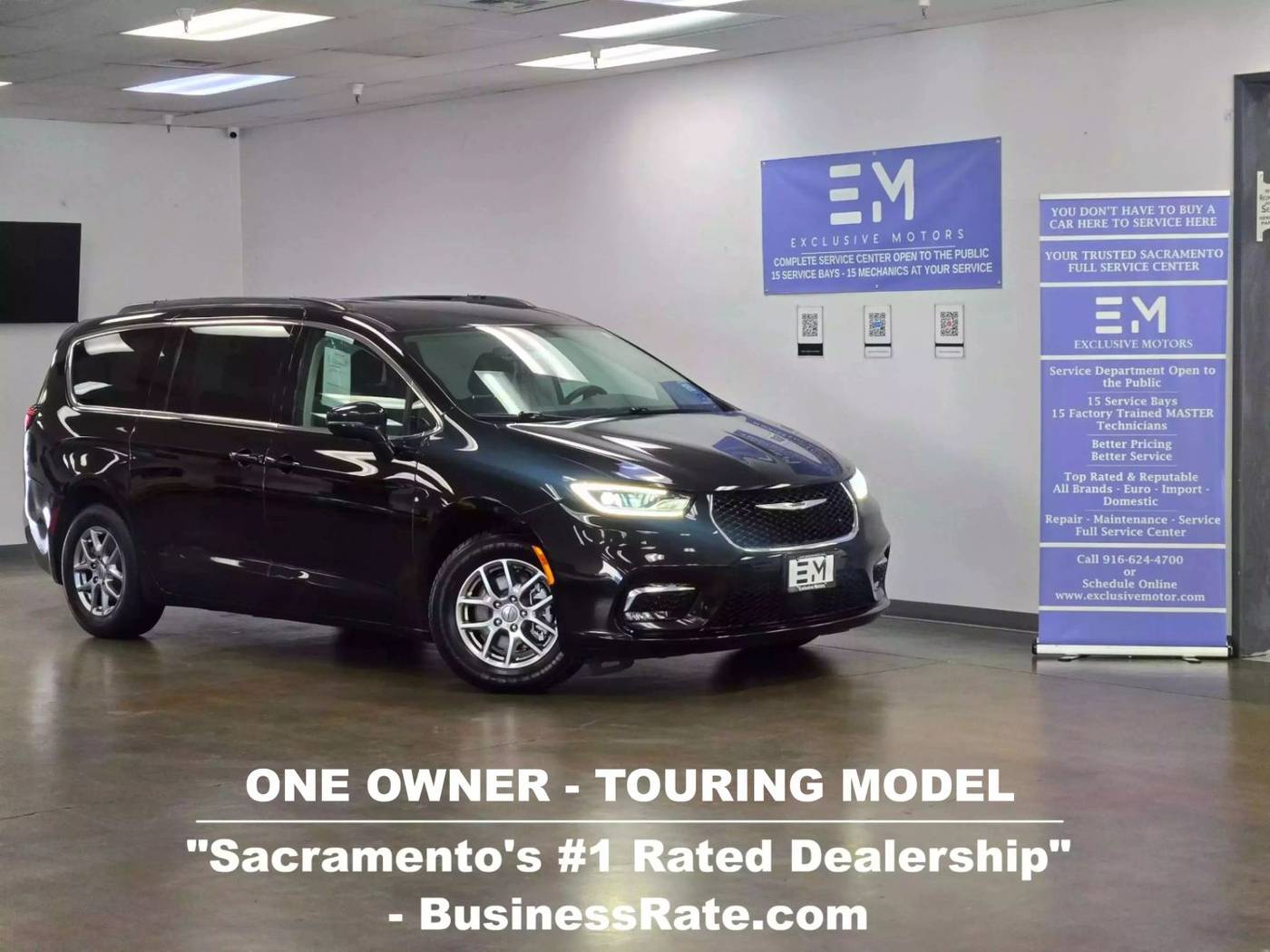 2021 Chrysler Pacifica Touring — Minivan — 14,666 mi — Sacramento, CA