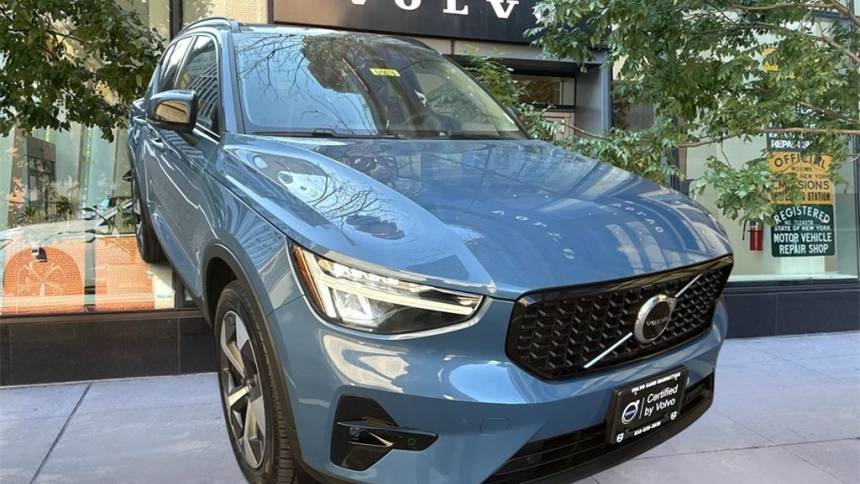 2023 Volvo XC40 Plus — SUV — 14,621 mi — New York, NY