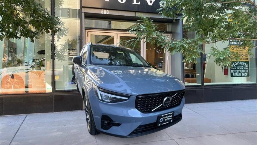 2023 Volvo XC40 Plus — SUV — 32,876 mi — New York, NY