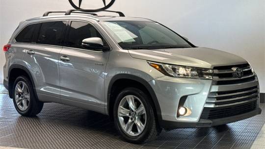 2017 Toyota Highlander Hybrid Limited — SUV — 81,972 mi — Libertyville, IL
