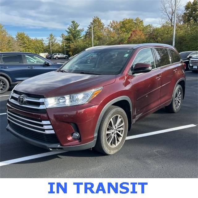 2017 Toyota Highlander XLE — SUV — 82,689 mi — Libertyville, IL