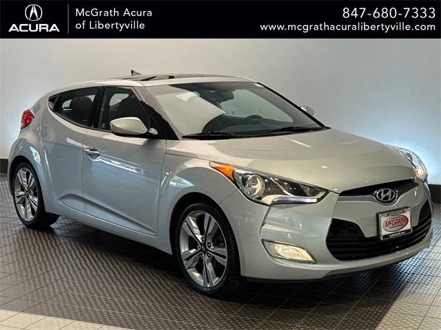 2016 Hyundai Veloster Base — Hatchback — 53,189 mi — Libertyville, IL