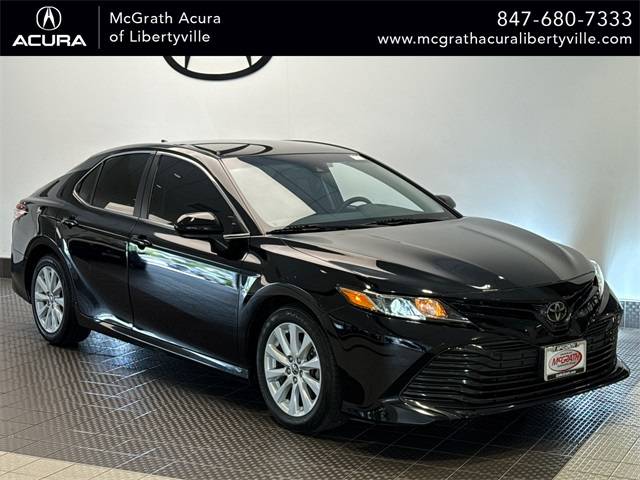 2019 Toyota Camry LE — Sedan — 52,741 mi — Libertyville, IL