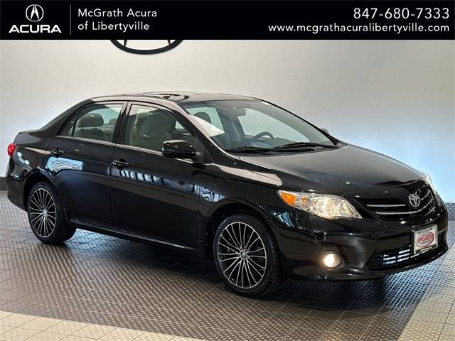2013 Toyota Corolla LE — Sedan — 73,354 mi — Libertyville, IL