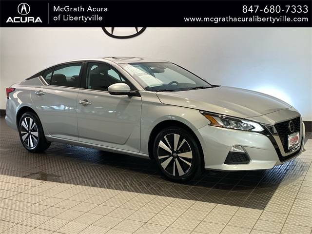 2022 Nissan Altima SV — Sedan — 40,736 mi — Libertyville, IL