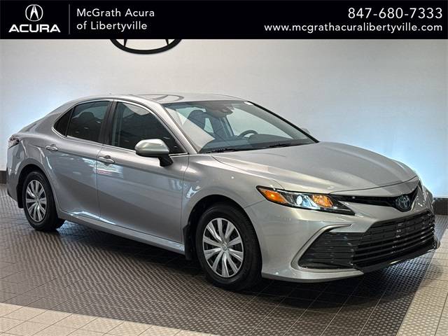 2022 Toyota Camry Hybrid LE — Sedan — 25,039 mi — Libertyville, IL