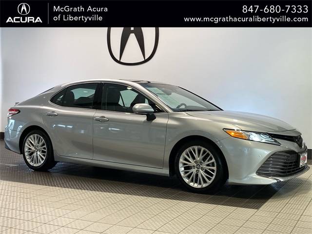 2018 Toyota Camry XLE V6 — Sedan — 73,770 mi — Libertyville, IL