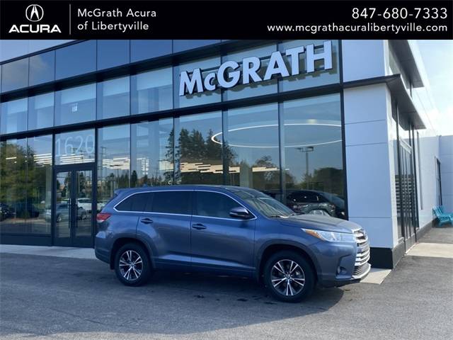 2018 Toyota Highlander LE Plus — SUV — 17,960 mi — Libertyville, IL