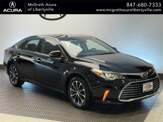2017 Toyota Avalon XLE Premium — Sedan — 56,712 mi — Libertyville, IL