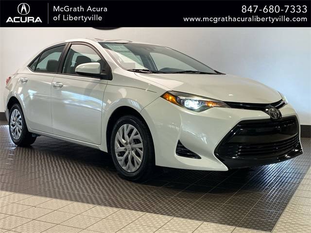 2017 Toyota Corolla LE — Sedan — 27,311 mi — Libertyville, IL