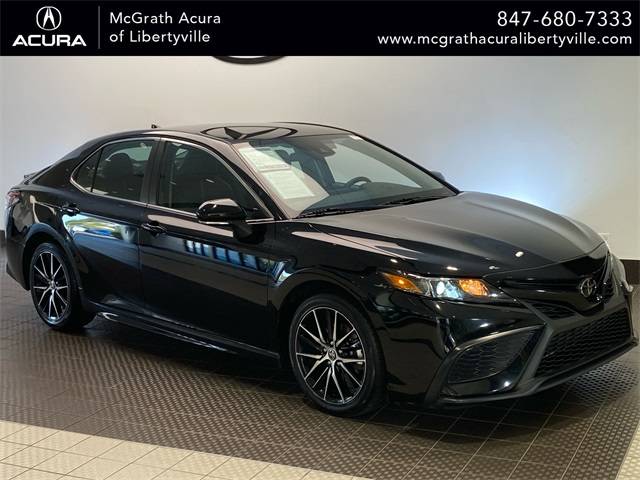 2022 Toyota Camry SE — Sedan — 55,806 mi — Libertyville, IL