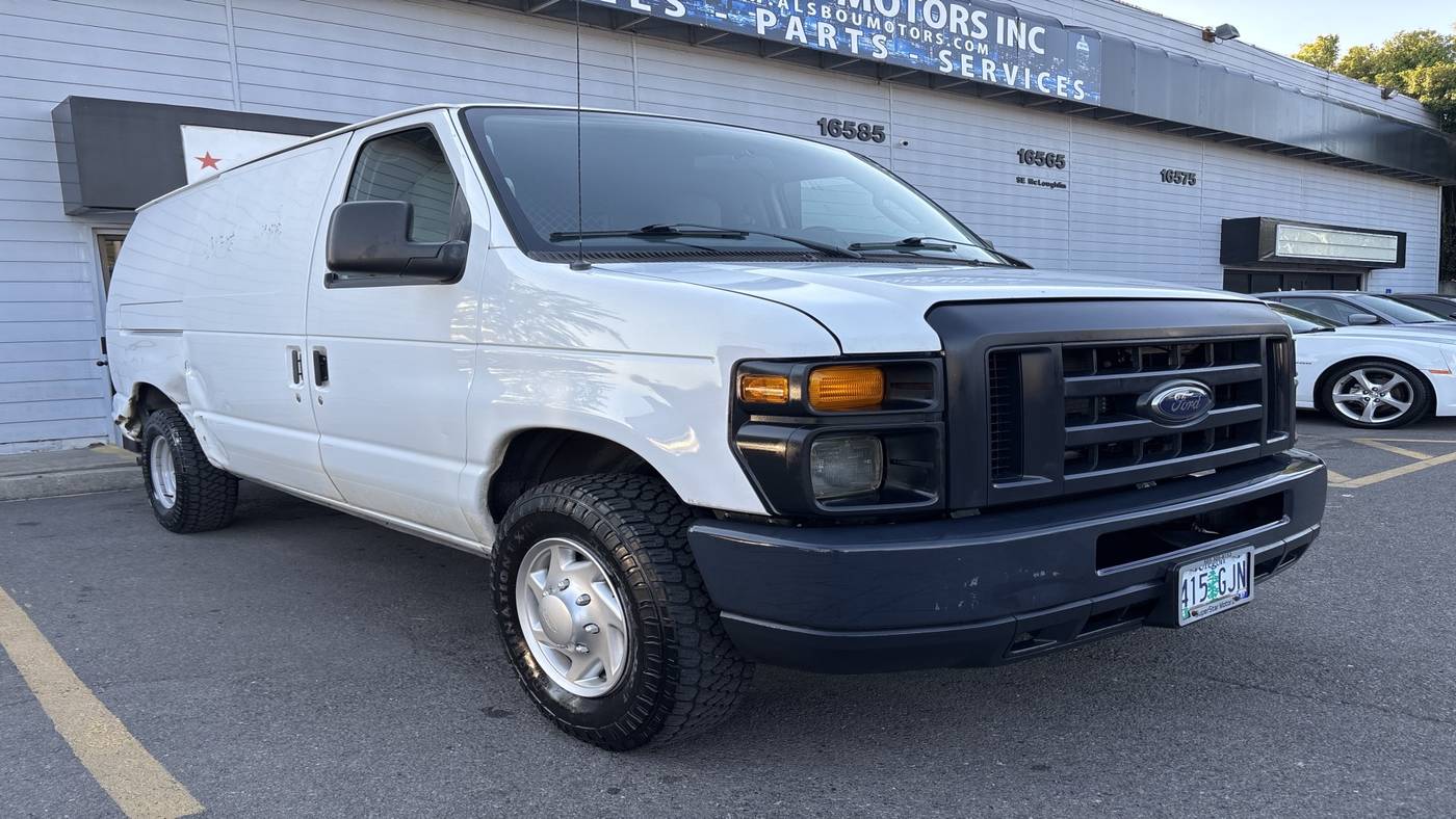 2013 Ford Econoline Cargo Van E-250 — Cargo Van — 56,880 mi — Milwaukie, OR