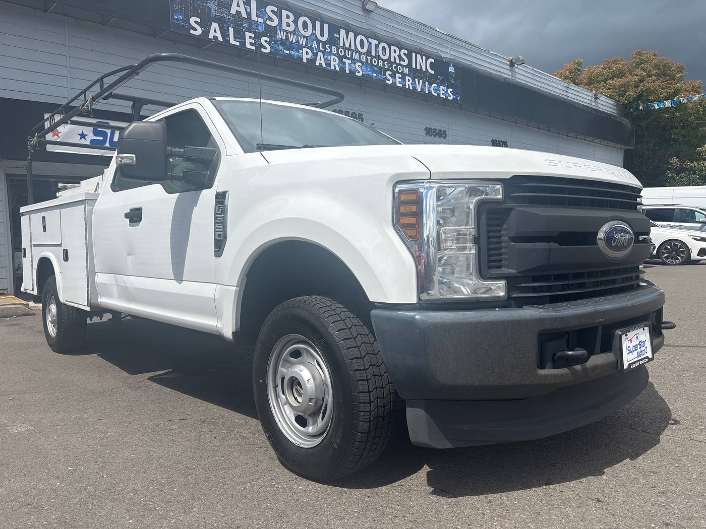 2018 Ford Super Duty F-350 XL — Pickup Truck — 194,557 mi — Milwaukie, OR